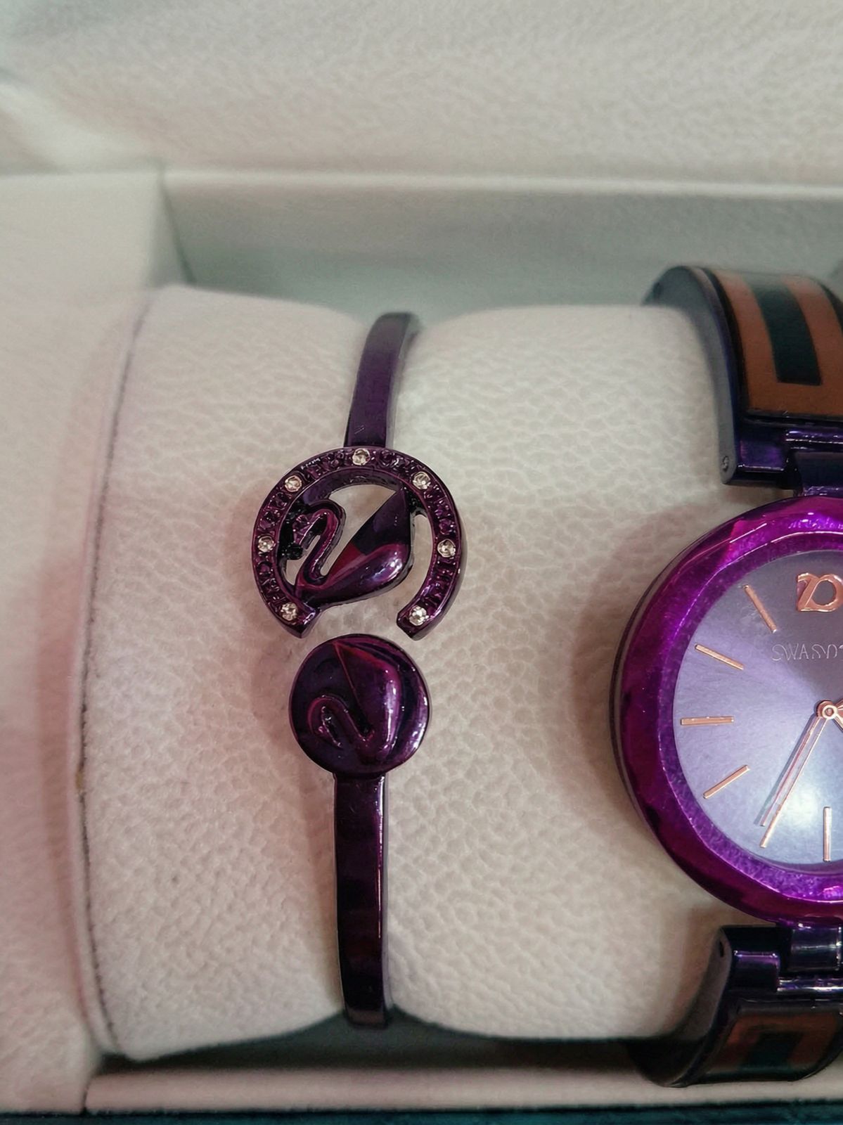 Bracelet cuir violet strass 3