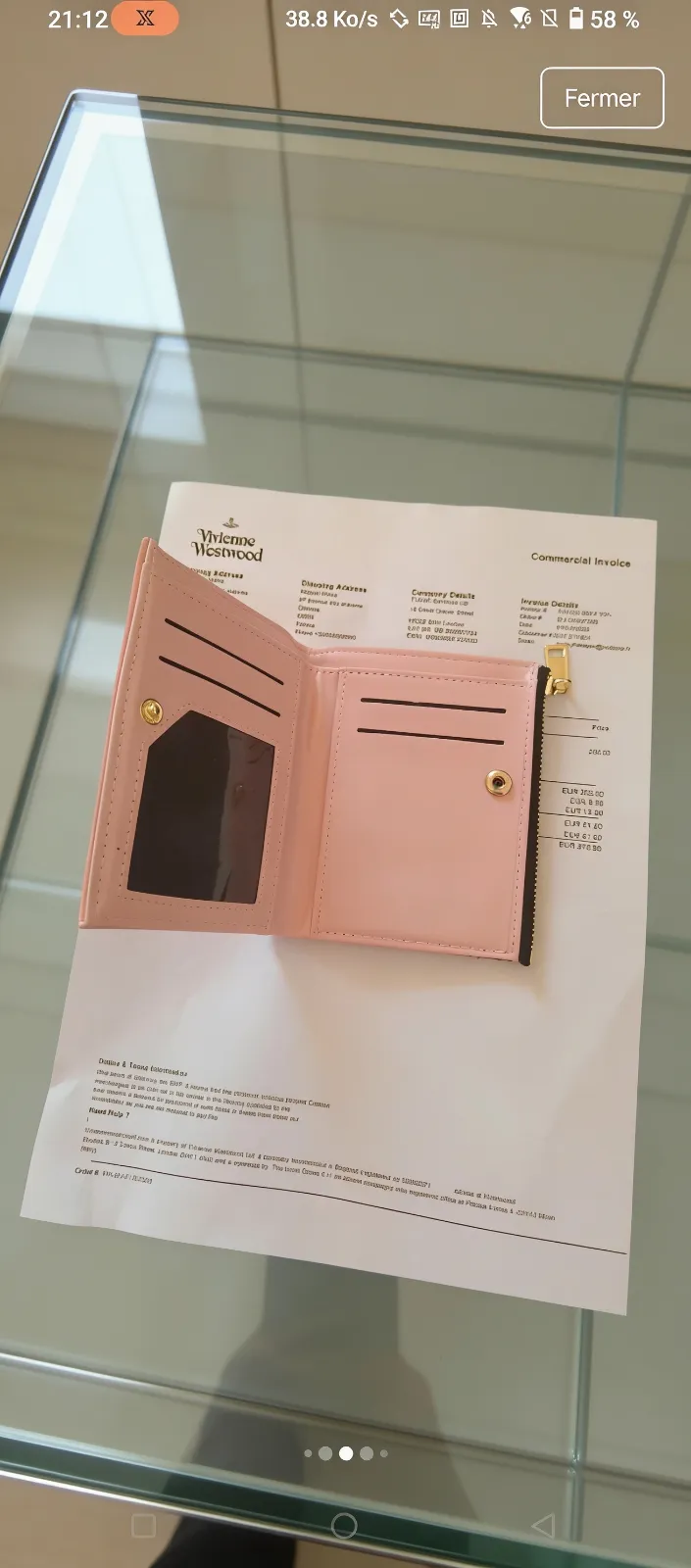 Portefeuille rose avec fenêtre 2