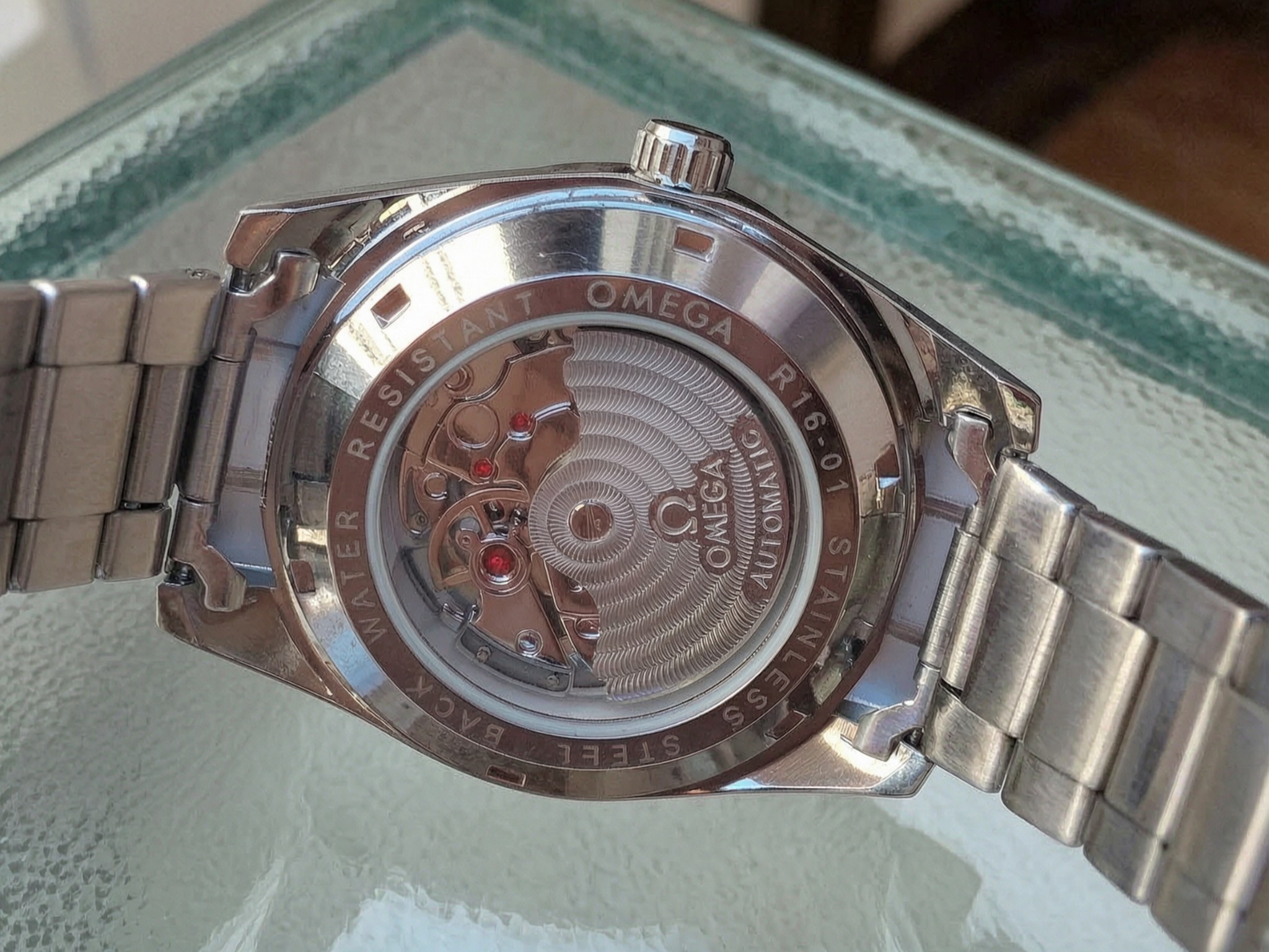 Montre Omega Seamaster acier 3