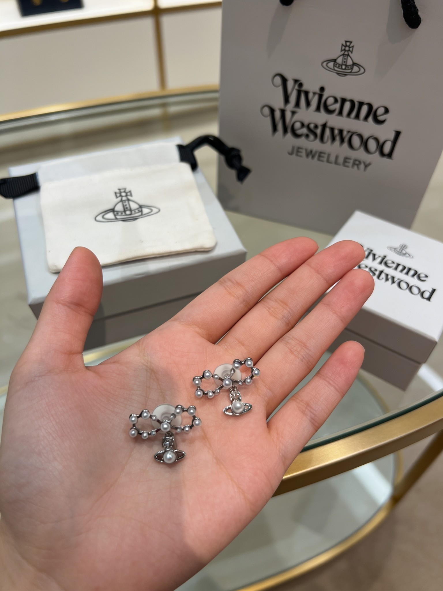 Boucles d'oreilles Vivienne Westwood arg 2