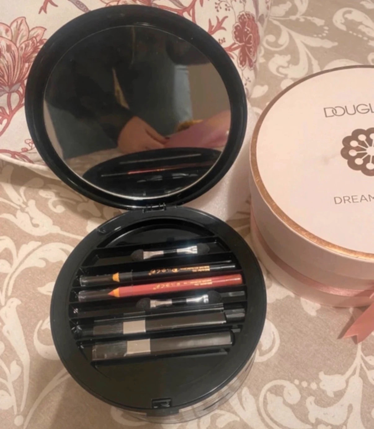 Estuche de maquillaje – Douglas 2