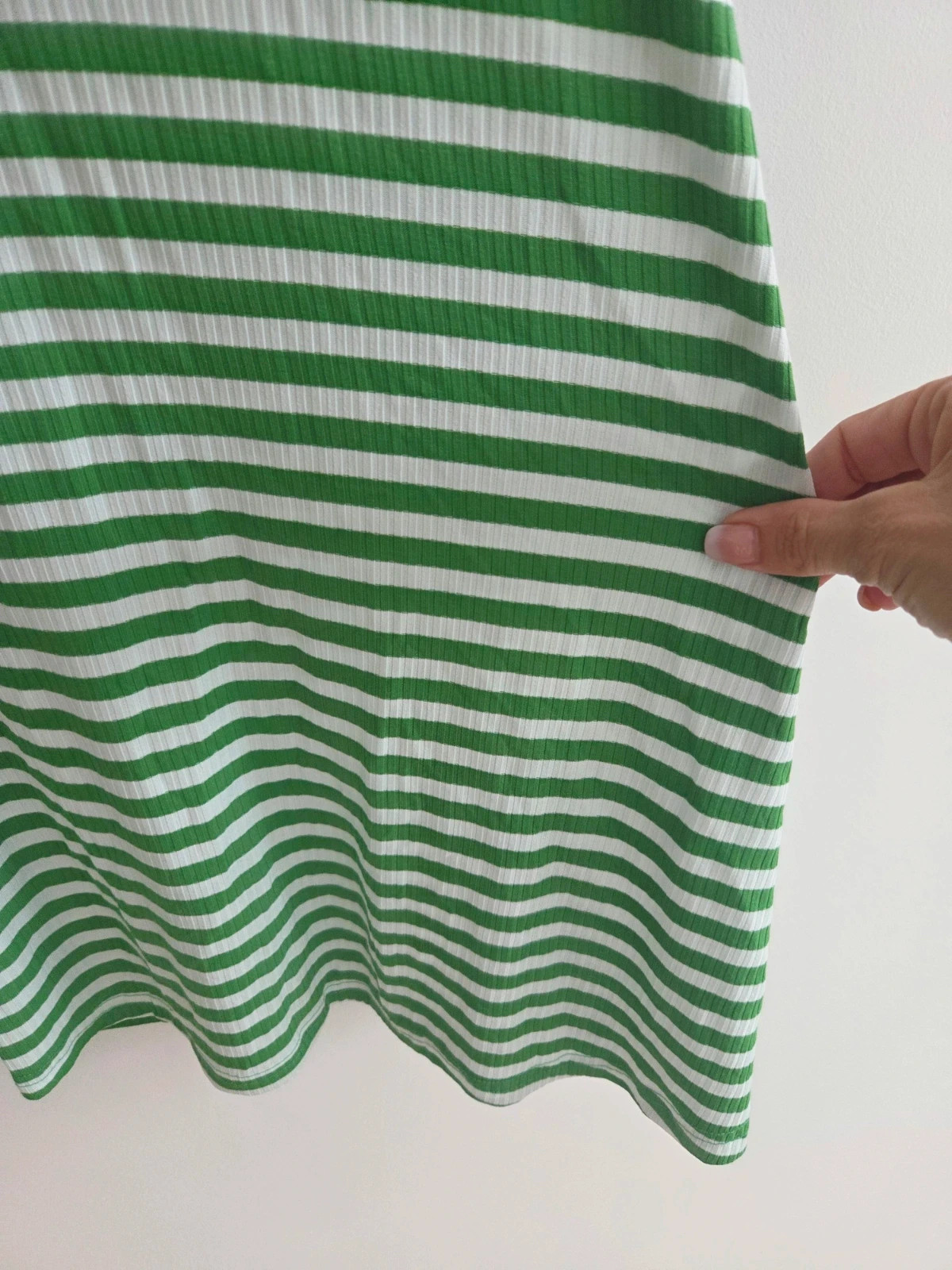 Juvenil vestido rayas verdes T-M/L💚 – Local – taille M / 38 / 10 4