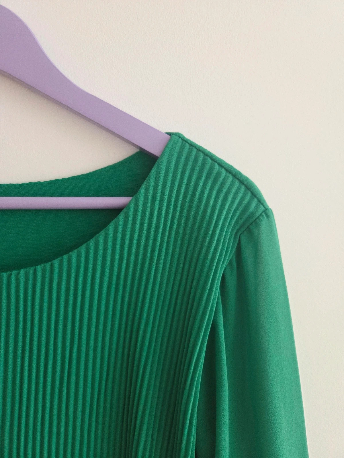 Elegante blusa verde plisada T-38/40💚 – Local – taille L / 40 / 12 4