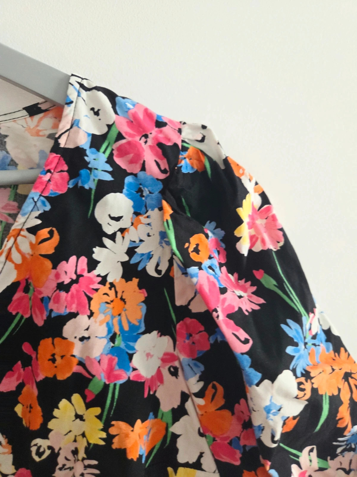 Preciosa blusa negra peplum flores T-40/42🖤 – New Look – taille L / 40 / 12 5