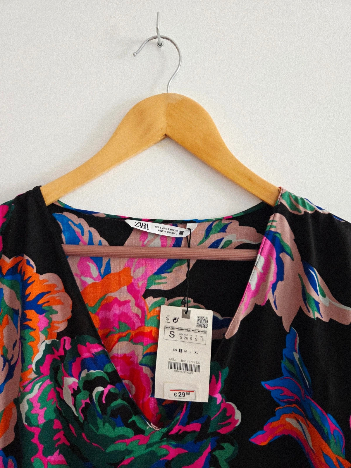 Original vestido negro flores Zara 🖤🌸T-S/M – Zara – taille S / 36 / 8 3