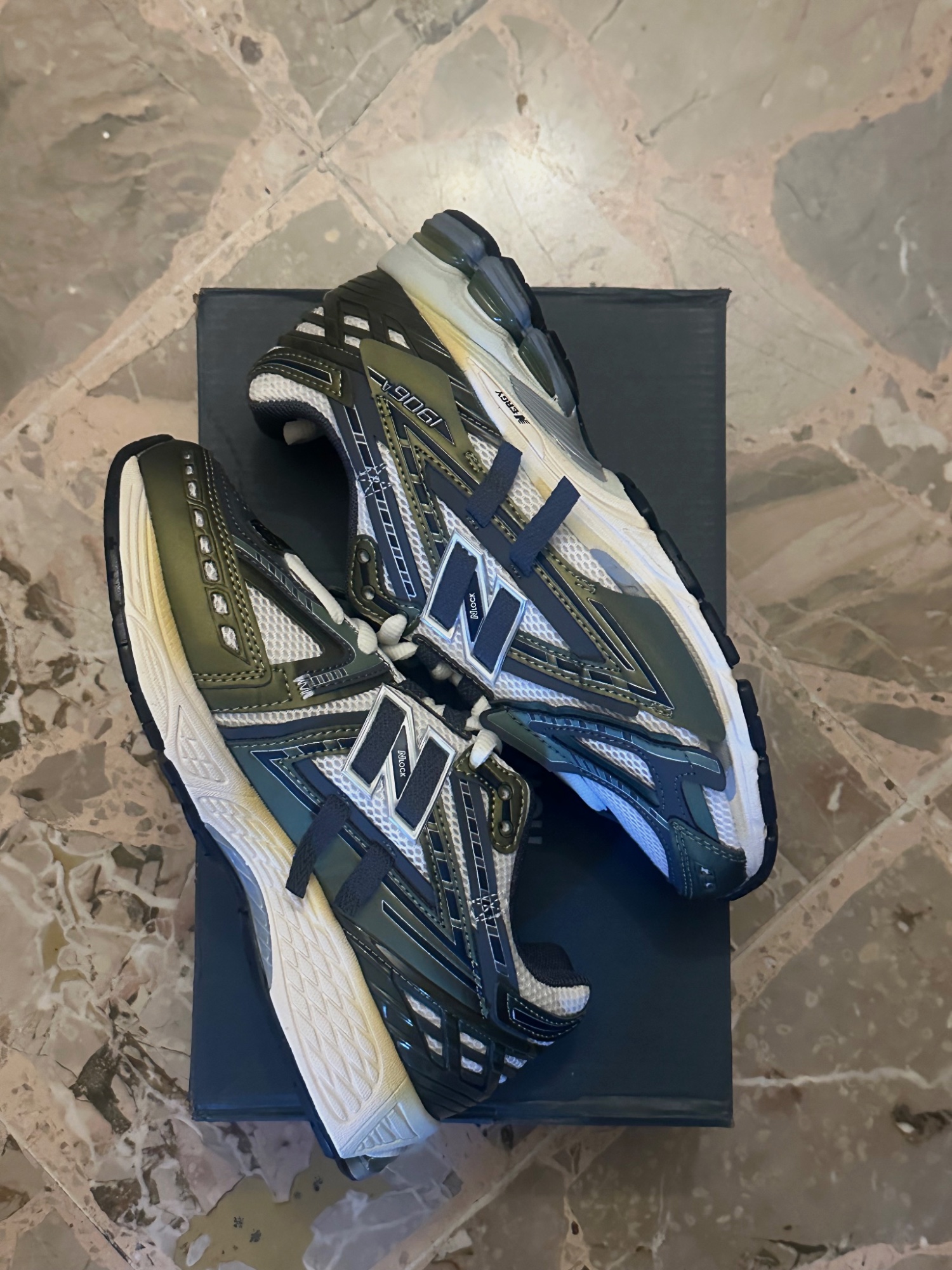 Newbalance 1906A