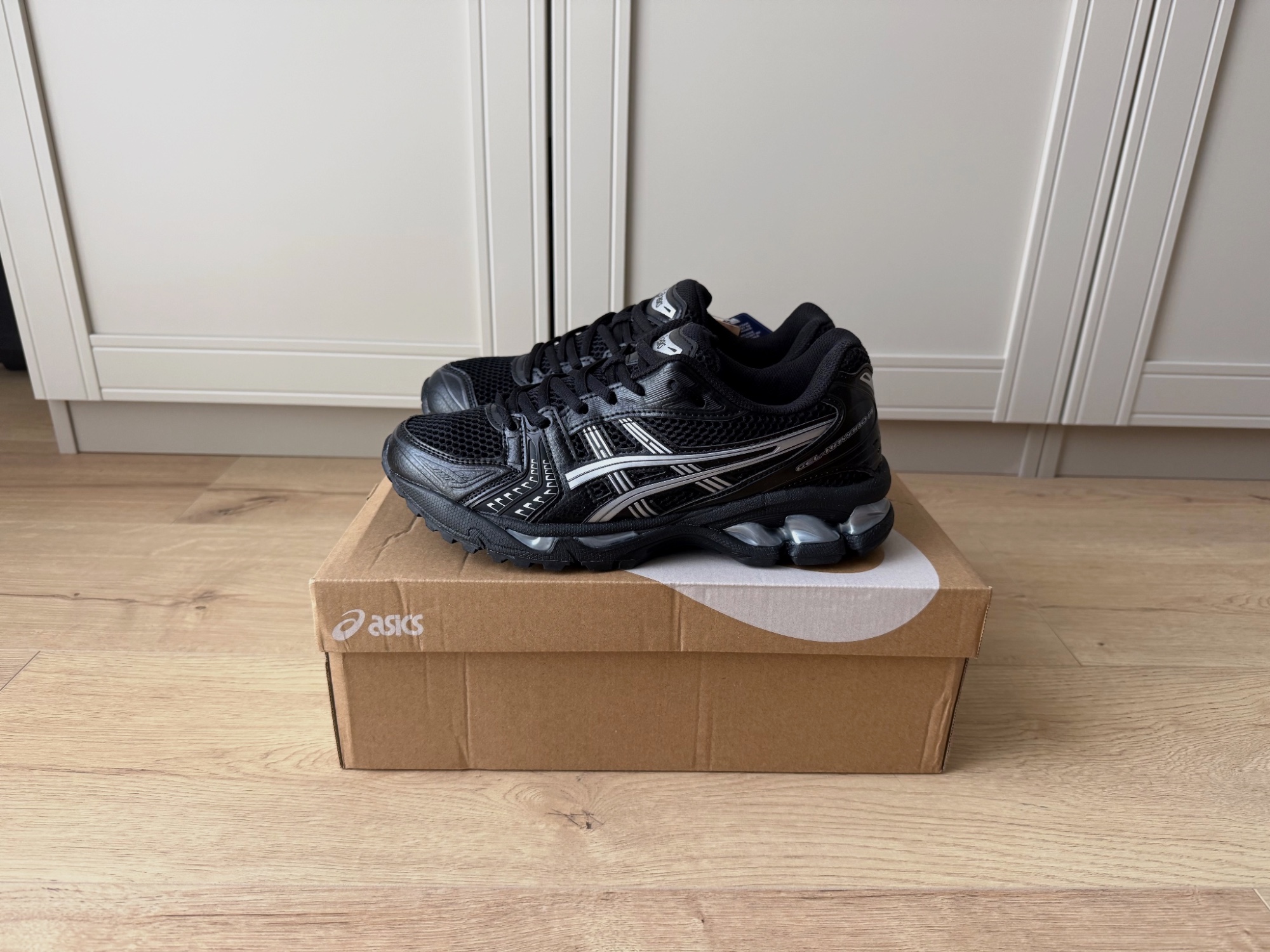 Asics Gel-Kayano 14