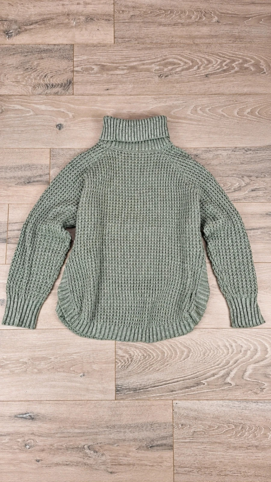 Pull col roulé vert kaki/sauge – grosse maille – coupe ample très bon état – Shein – taille S / 36 / 8