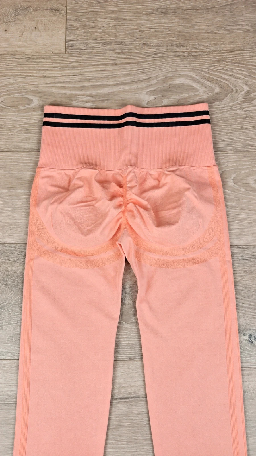 Ensemble sport seamless PUSH UP ++ corail/saumon – Taille M – NEUF – Premium – Ensemble sport seamless PUSH UP ++ corail/saumon – – taille M / 38 / 10 5
