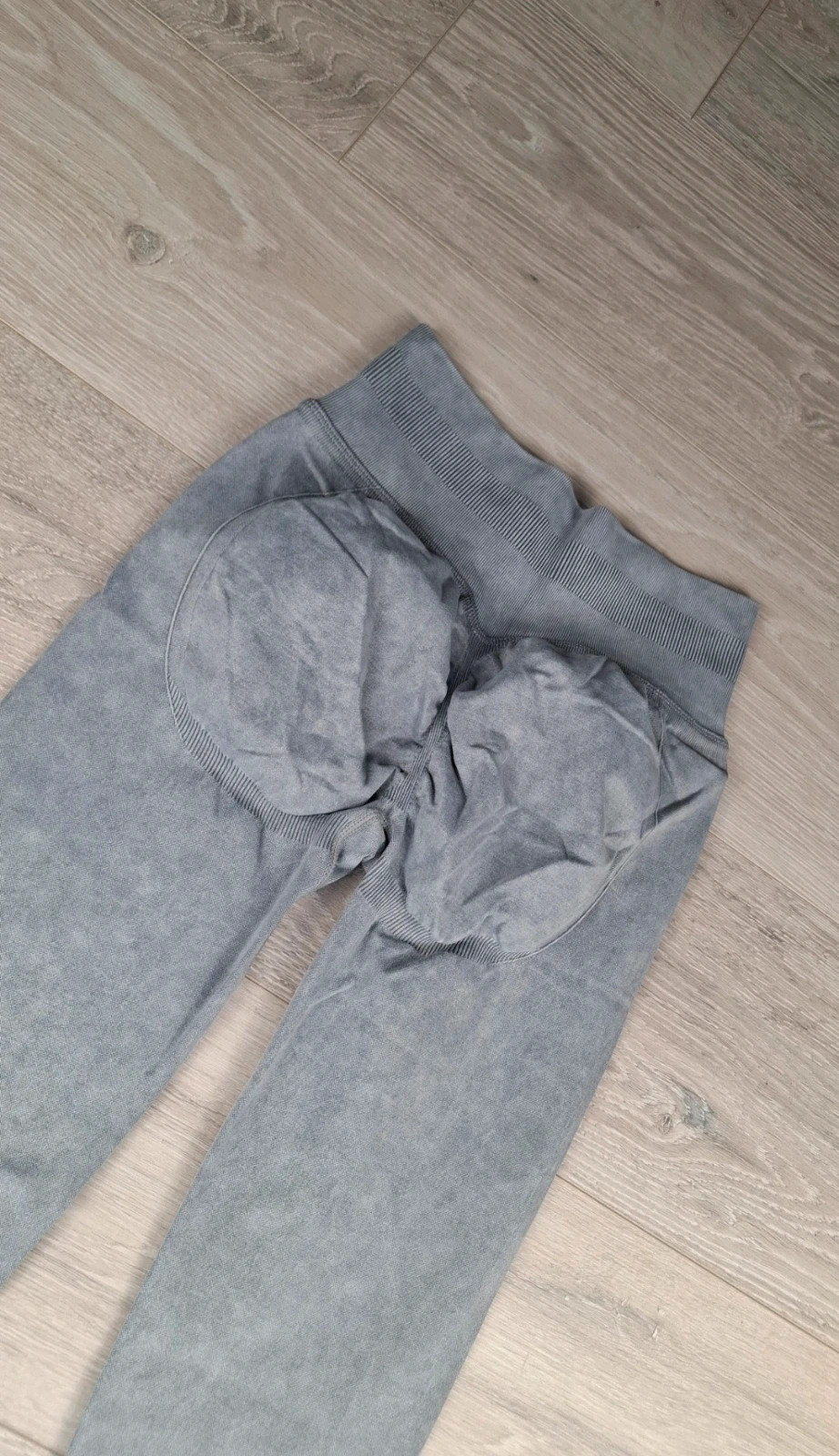 Legging sport scrunch butt gris délavé taille L – NEUF – Effet push-up & gainant – Boutique Belgique – taille L / 40 / 12 3