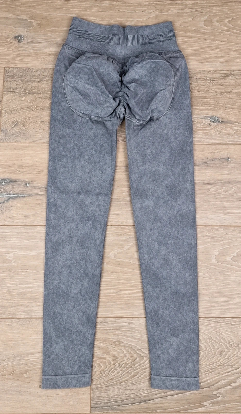 Legging sport scrunch butt gris délavé taille L – NEUF – Effet push-up & gainant