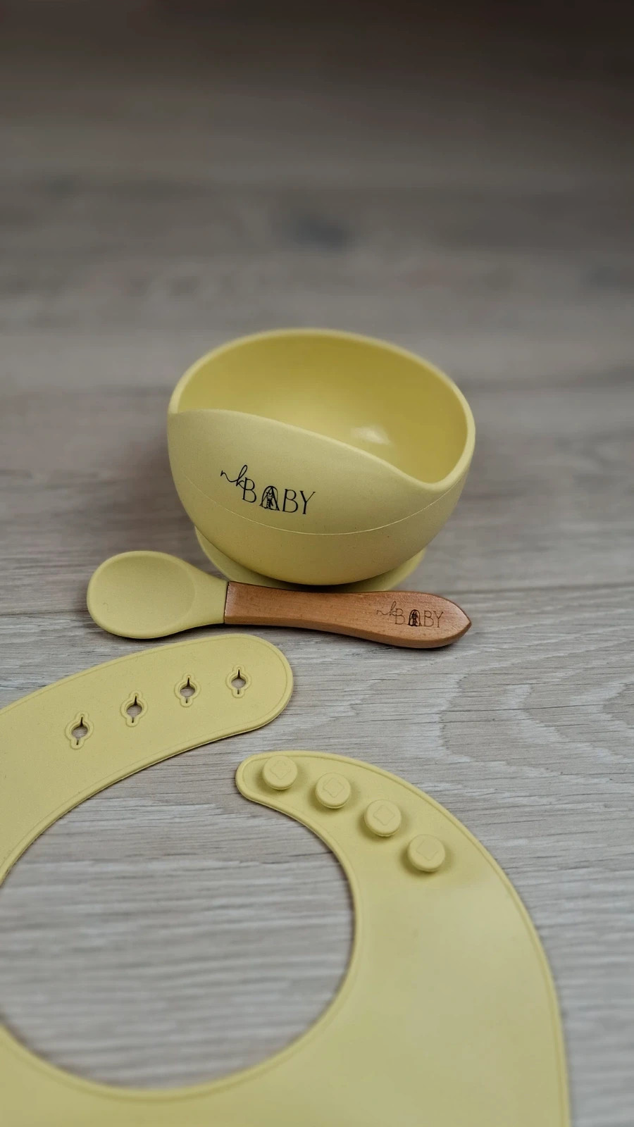 Set repas bébé silicone -bavoir -bol ventouse - cuillère – Neuf 2