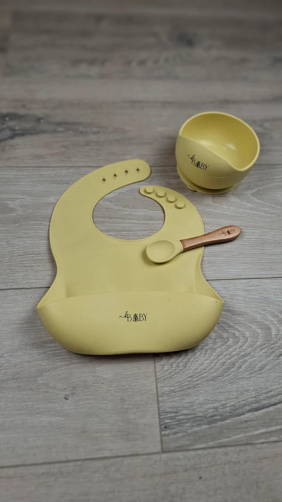 Set repas bébé silicone -bavoir -bol ventouse - cuillère – Neuf 4