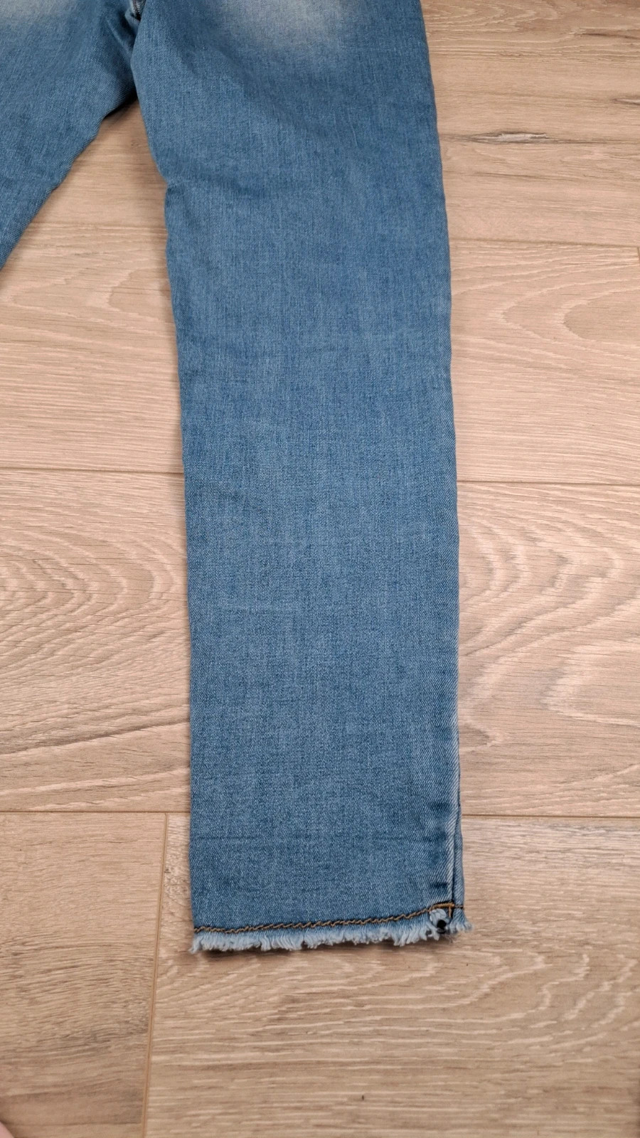 Jean skinny Shein déchiré taille M – Bleu clair délavé – Effet destroy – Shein – taille M / 38 / 10 5