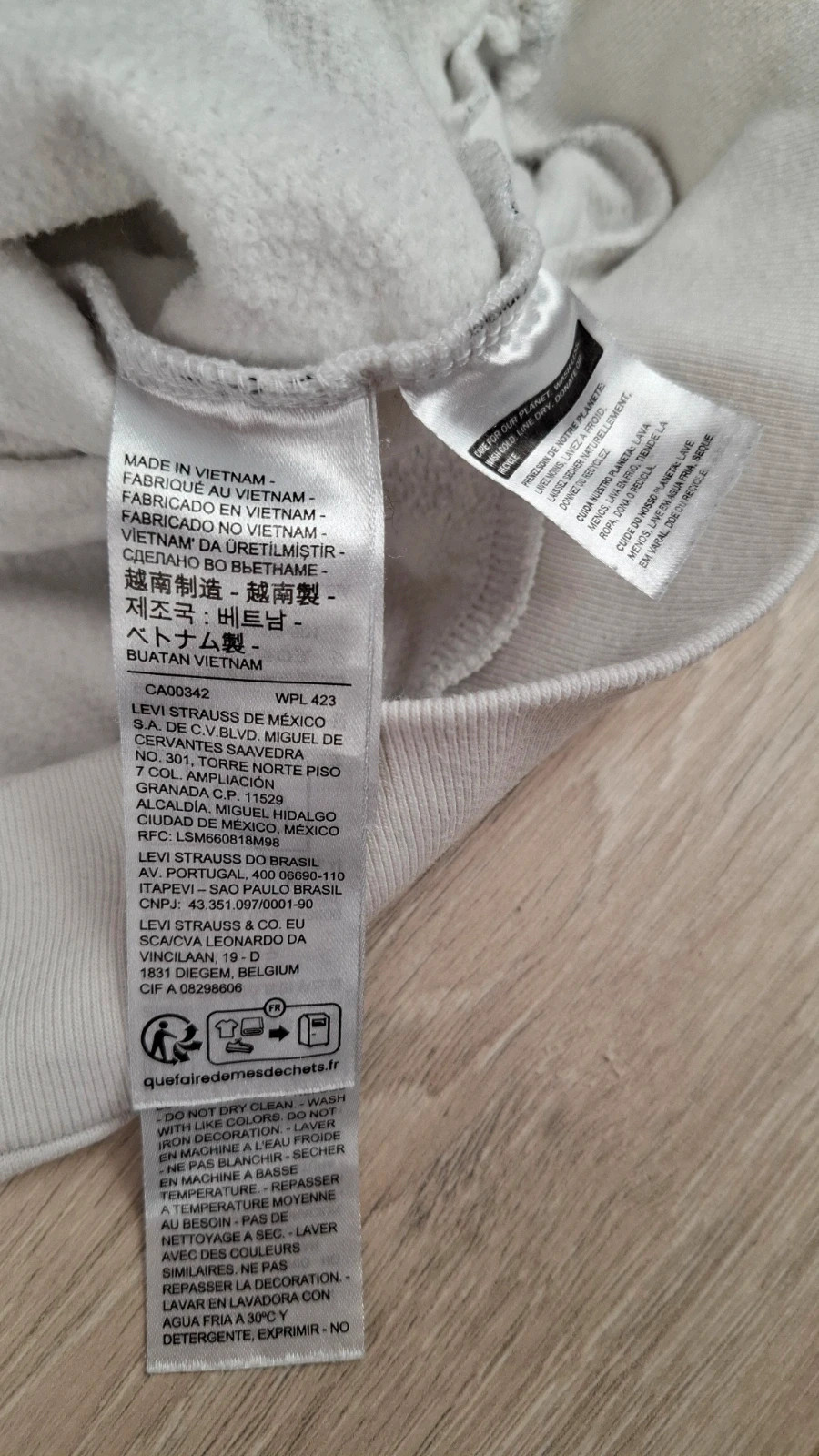 Sweat Levi's Blanc Logo All-Over Taille M – Crewneck Monogramme – Levi's – taille M / 38 / 10 5