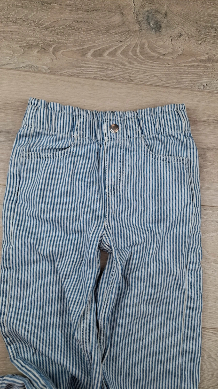 Pantalon Rayé Bleu Blanc Kiabi 5 ans très bon état – Kiabi – taille 5 ans / 110 cm 3