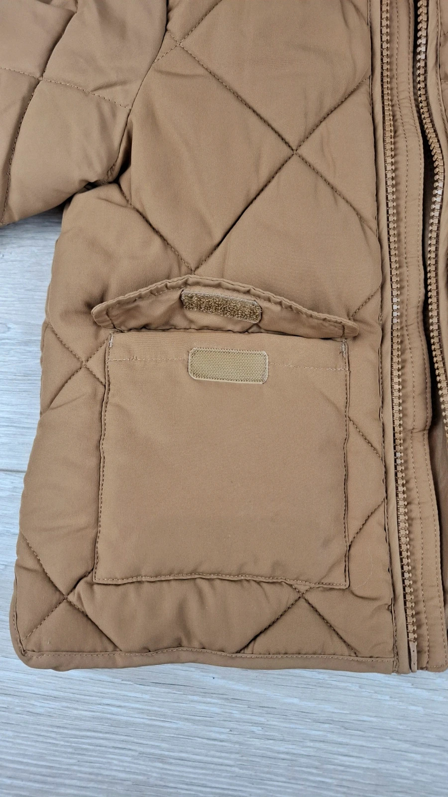 Veste mi- saisons matelassée Camel Bébé 18-24 mois – H&M – taille 18-24 mois / 86 cm 2