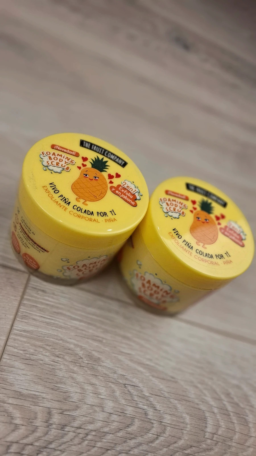 Lot gommages corps ananas The Fruit Company – neufs – exfoliant & savon 2-en-1