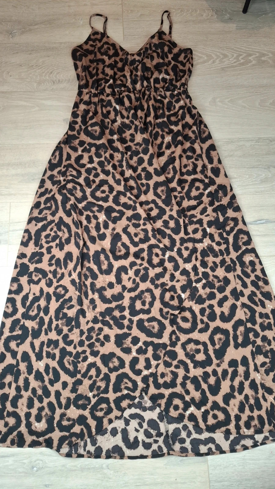 Robe Léopard – Bretelles Fines – Shein Taille M– Style Été Bohème – Shein – taille M / 38 / 10