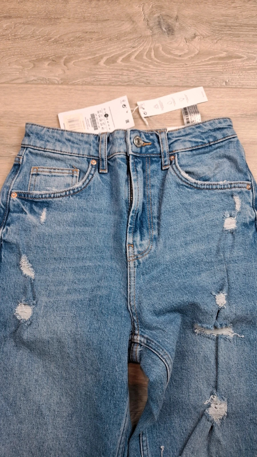 Jean mom slim Bershka femme – Taille haute – Effet destroy – Taille 36 – Neuf avec étiquettes – Bershka – taille S / 36 / 8 4
