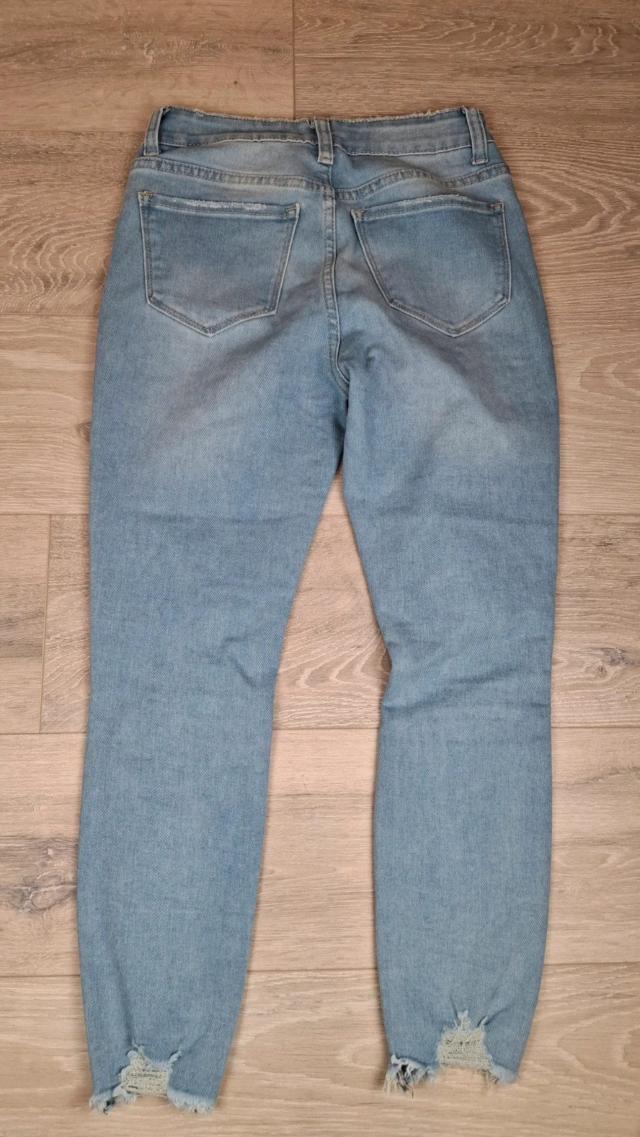 Jean skinny taille haute SHEIN taille 36 – bleu clair destroy – boutons – Shein – taille S / 36 / 8 4