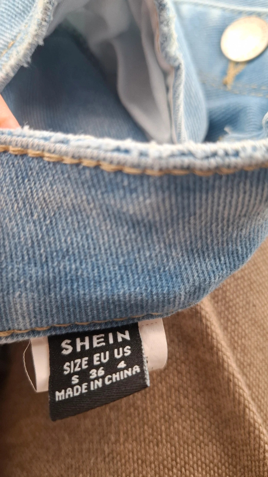 Jean skinny taille haute SHEIN taille 36 – bleu clair destroy – boutons – Shein – taille S / 36 / 8 5
