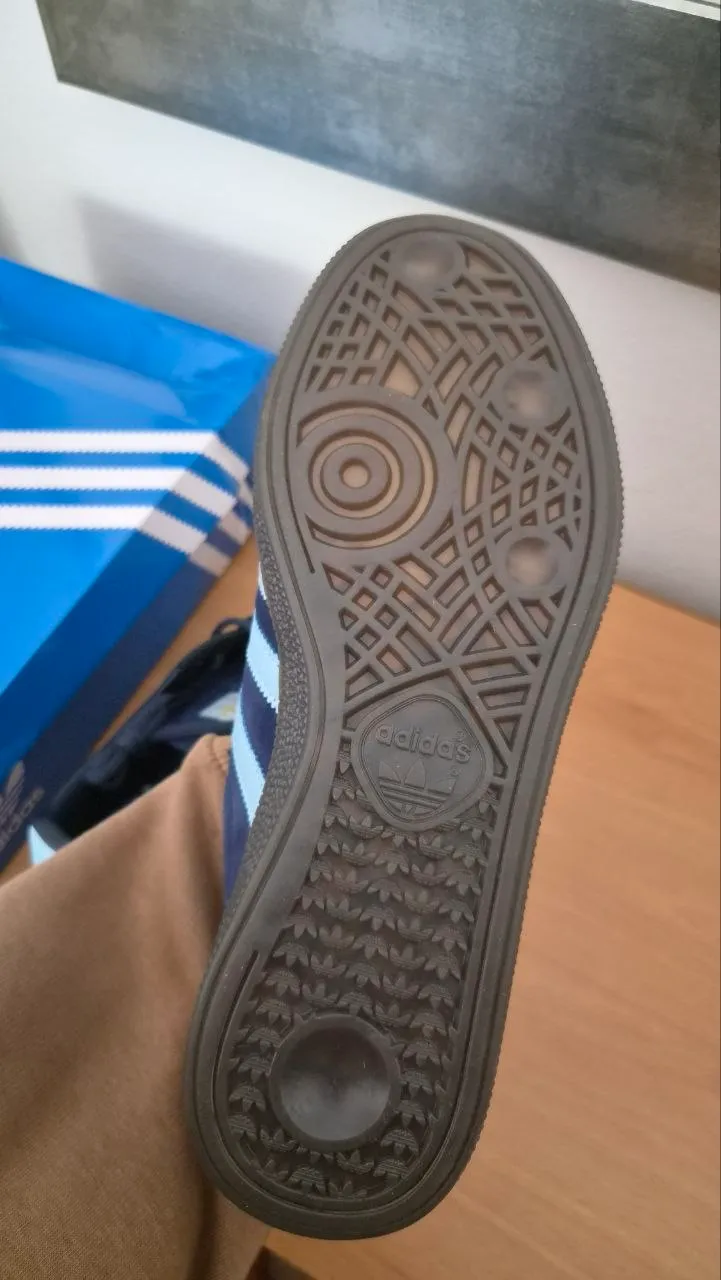 Adidas Spezial 4