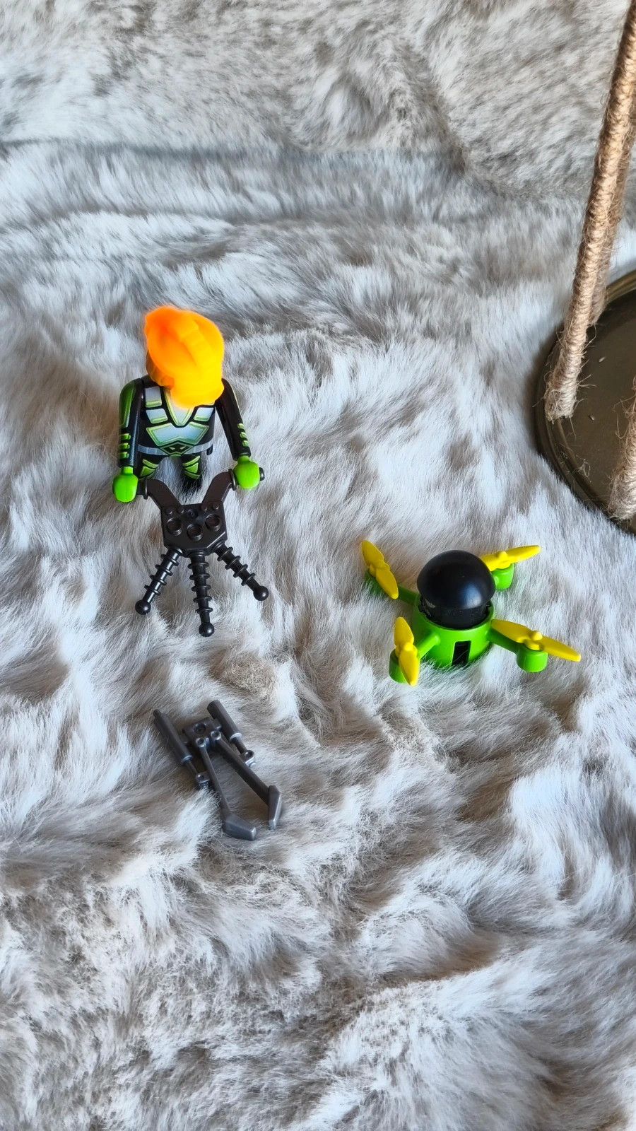 💚 agent. Playmobil avec son drone 💚 – Playmobil – taille 5 ans / 110 cm 2