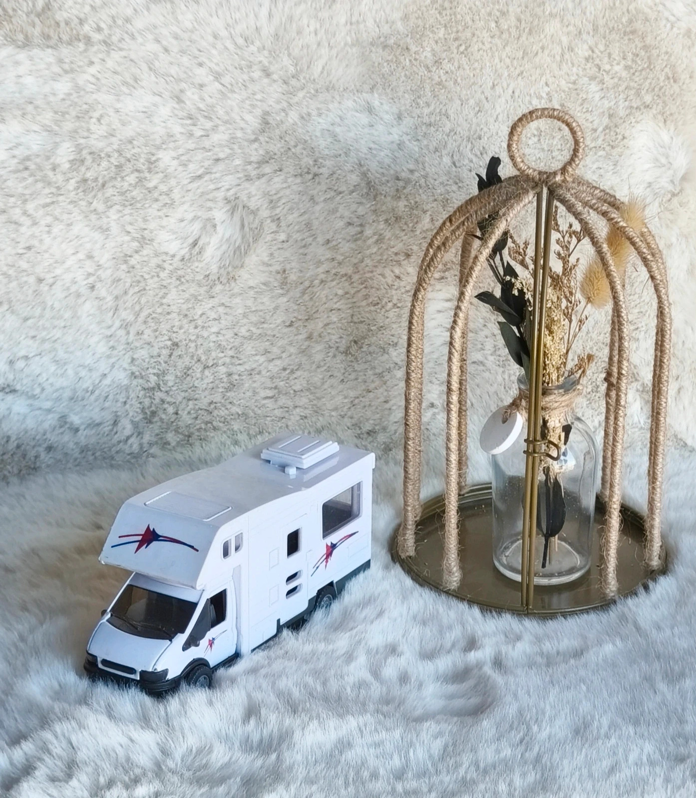 🤍 Camping car plastique à friction 🤍
