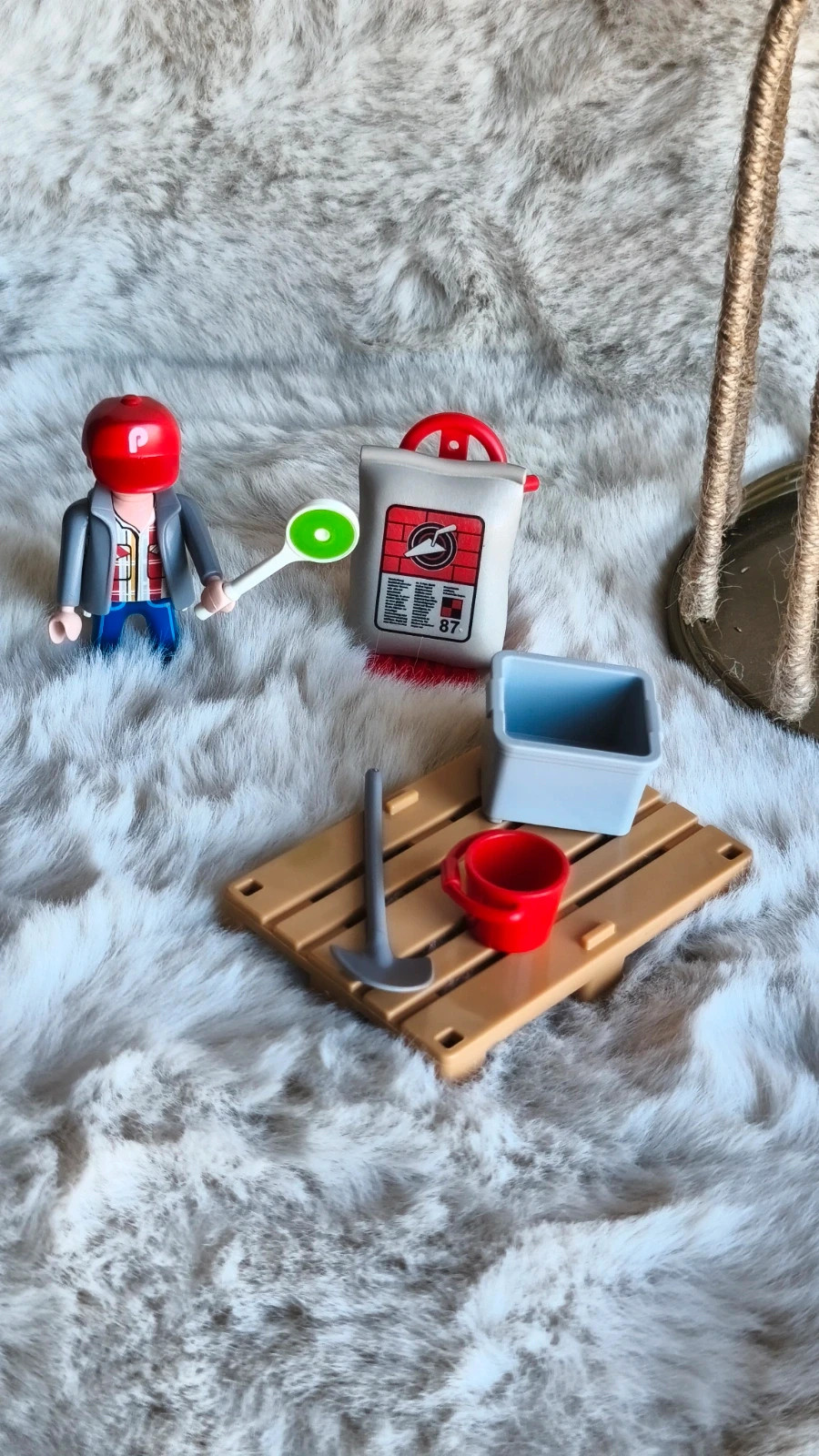 💗 playmobil le maçon et ses accessoires 💗 – Playmobil – taille 5 ans / 110 cm 2