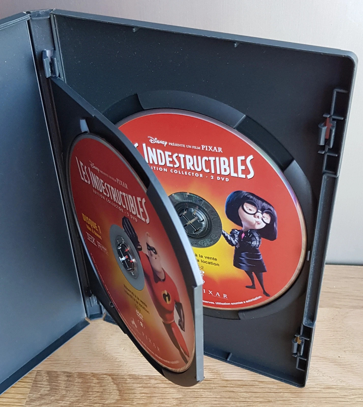 💗 DVD "les indestructibles" édition collector 💗 4
