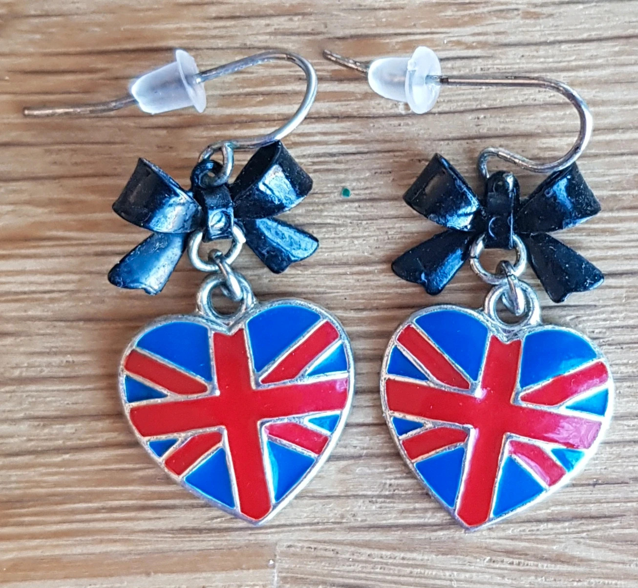 💙 boucle d'oreille thème Angleterre 💙 – Claire's – taille Taille unique 2