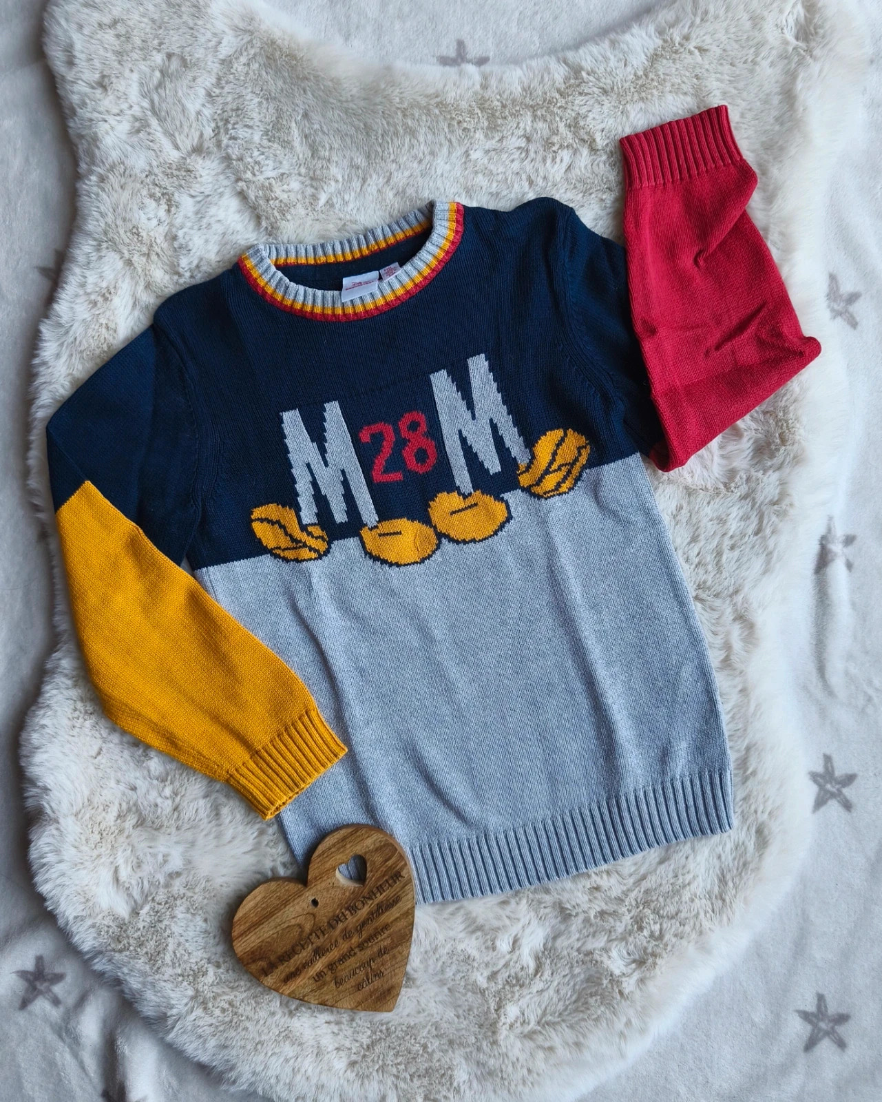 💙 pull Mickey garçon T6 ans 💙