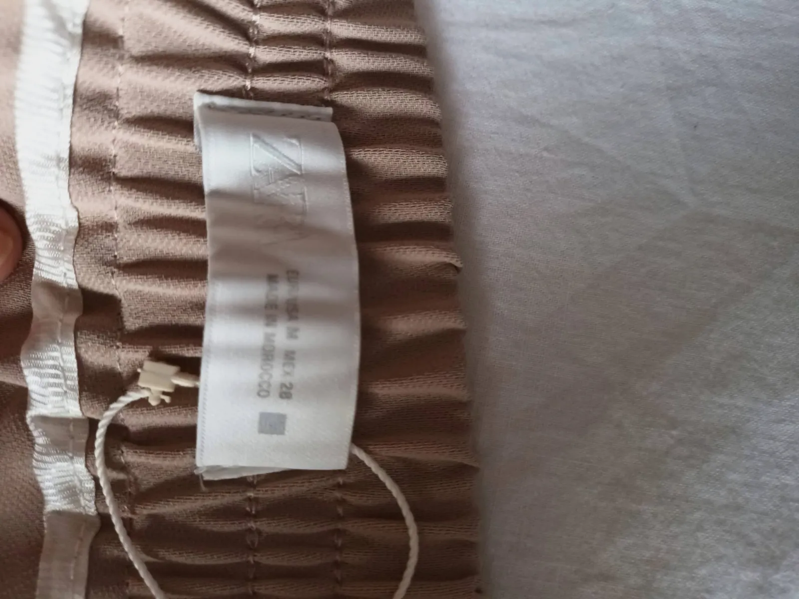 Zara broek met wijde pijpen  – Zara – taille M 3
