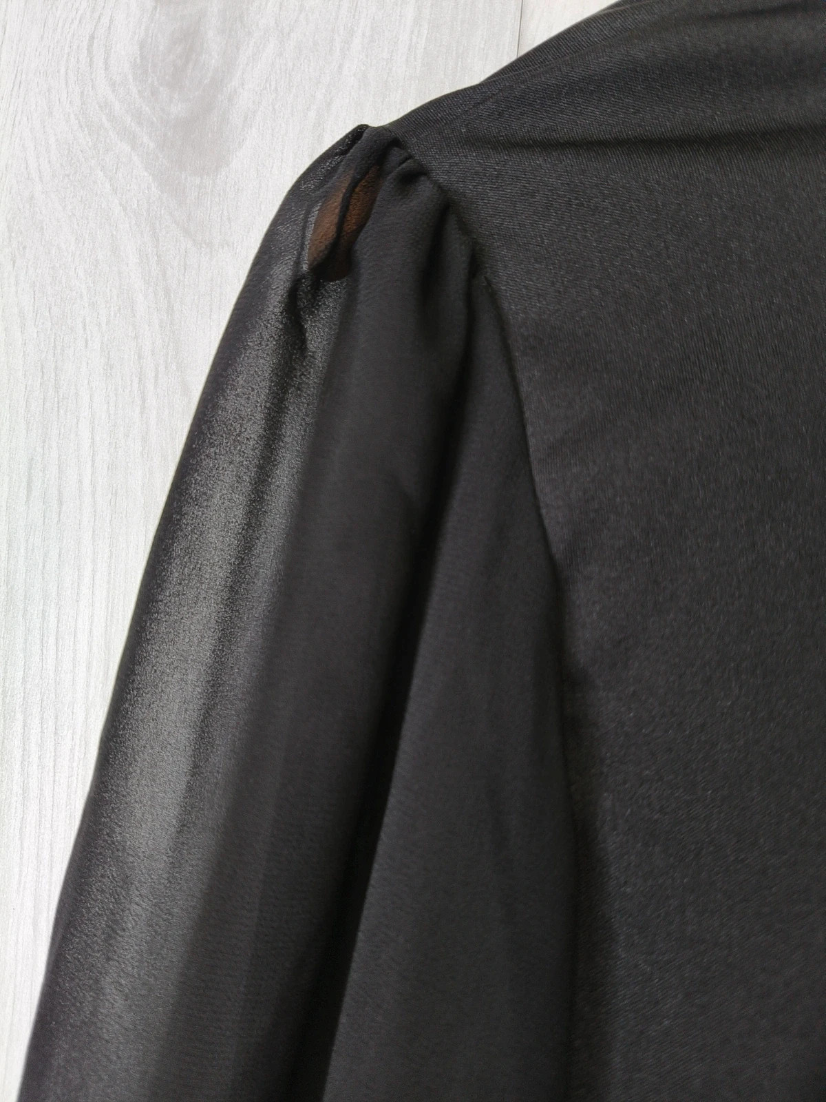 Body noir SHEiN satiné – manches transparentes bouffantes – S – neuf – Shein – taille S / 36 / 8 4