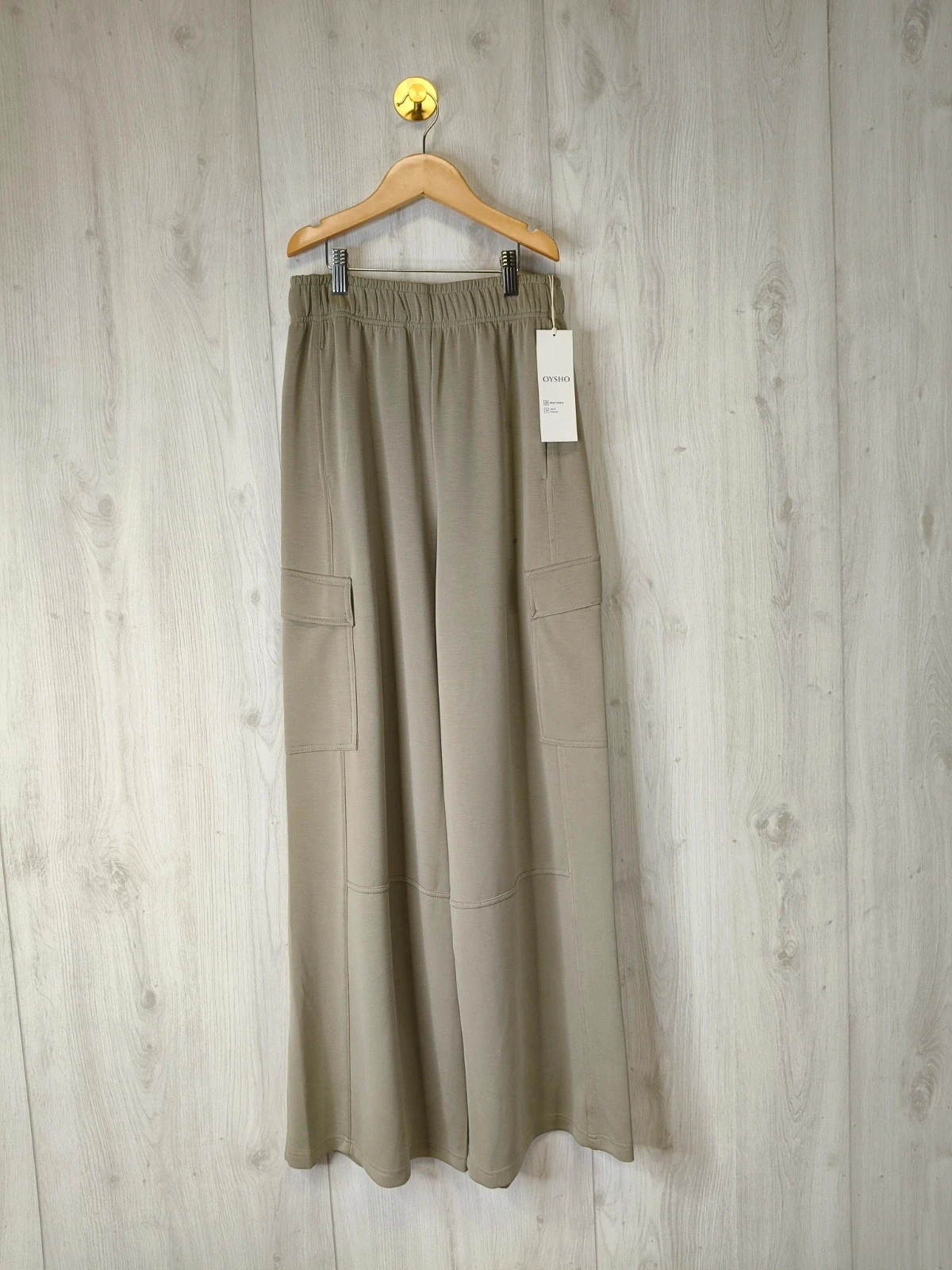 OYSHO Pantalon cargo Soft Touch modal kaki gris – XS/S – Neuf