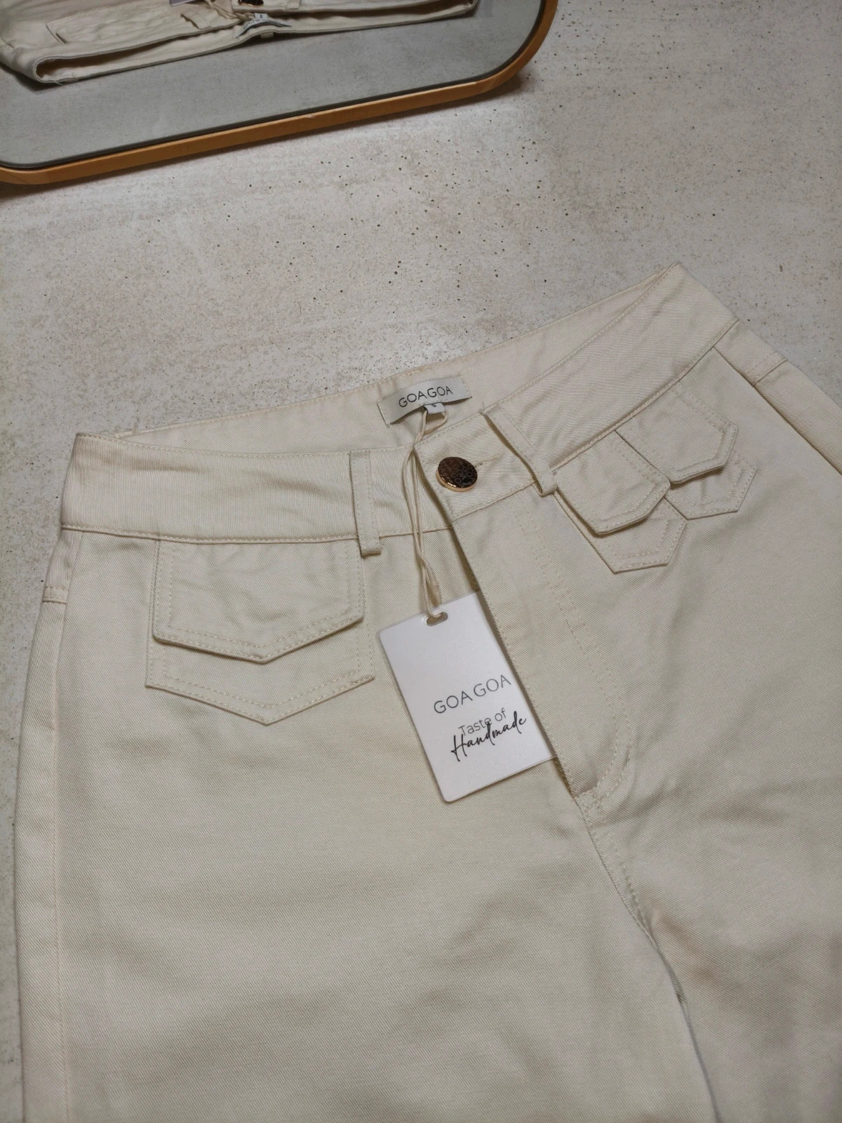 Pantalon GOA GOA écru taille haute flare / patte d’éléphant – neuf avec étiquette – Goa Goa – taille S / 36 / 8 4