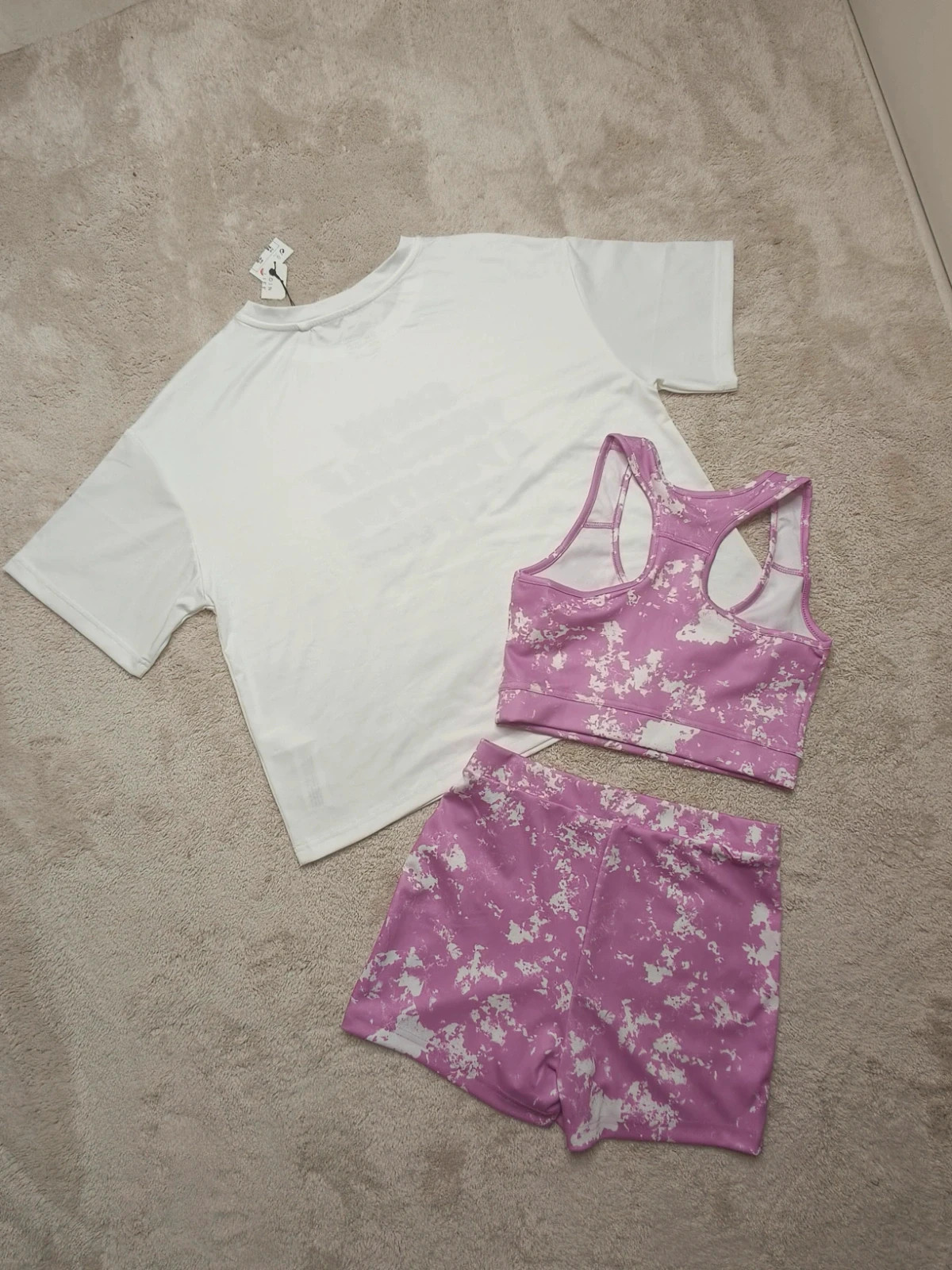Ensemble sport Lefties 3 pièces rose – brassière + short cycliste + T-shirt – M – neuf – Lefties – taille M / 38 / 10 2