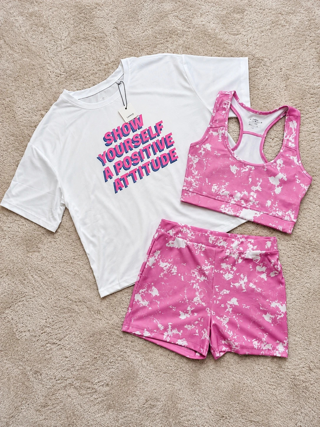 Ensemble sport Lefties 3 pièces rose – brassière + short cycliste + T-shirt – M – neuf