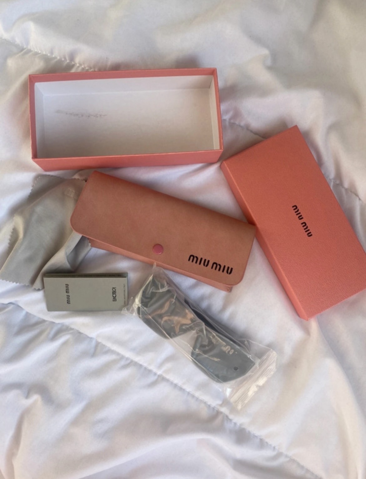 Miu Miu Coral Wallet with Box