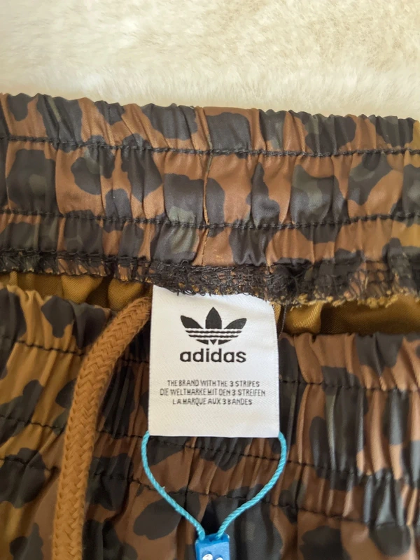 Adidas Leopard Print Shorts Brown size M 3
