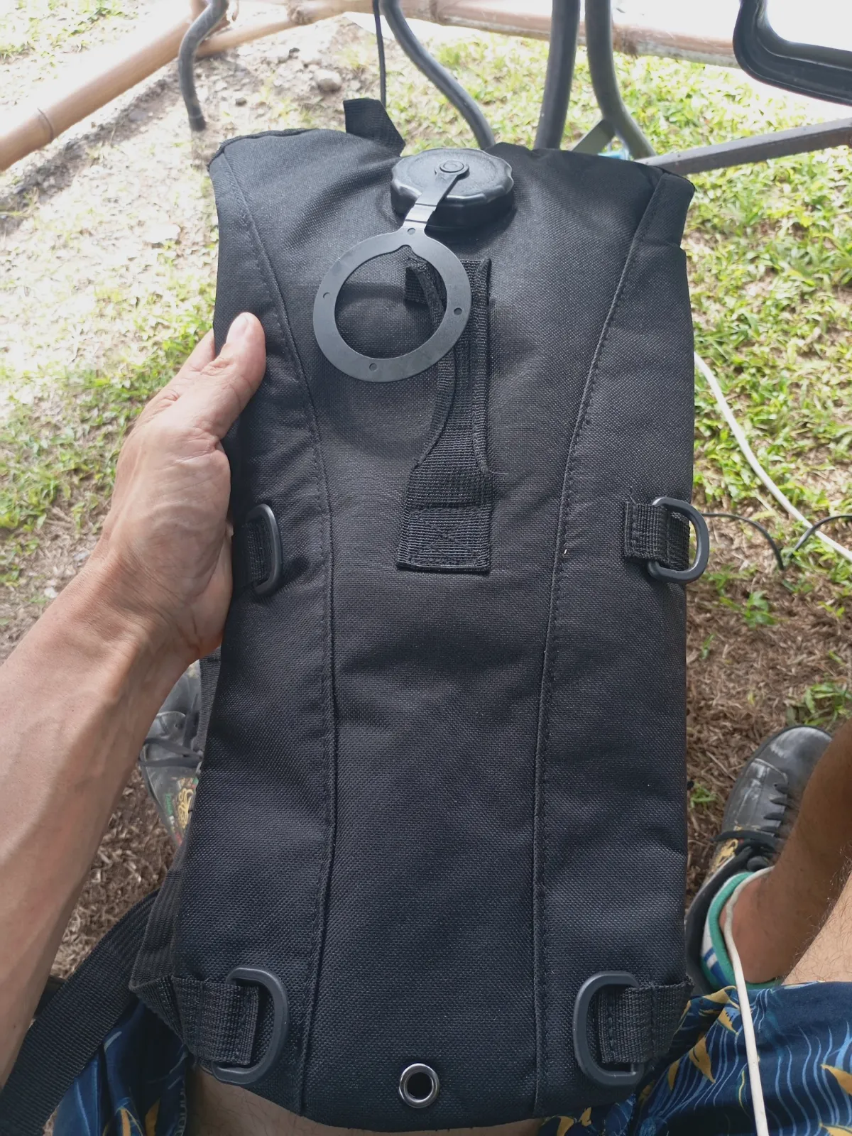 Sac hidratant 3 l 120€ chez decatlon  90€ chez rituel élégance  – Decathlon 2