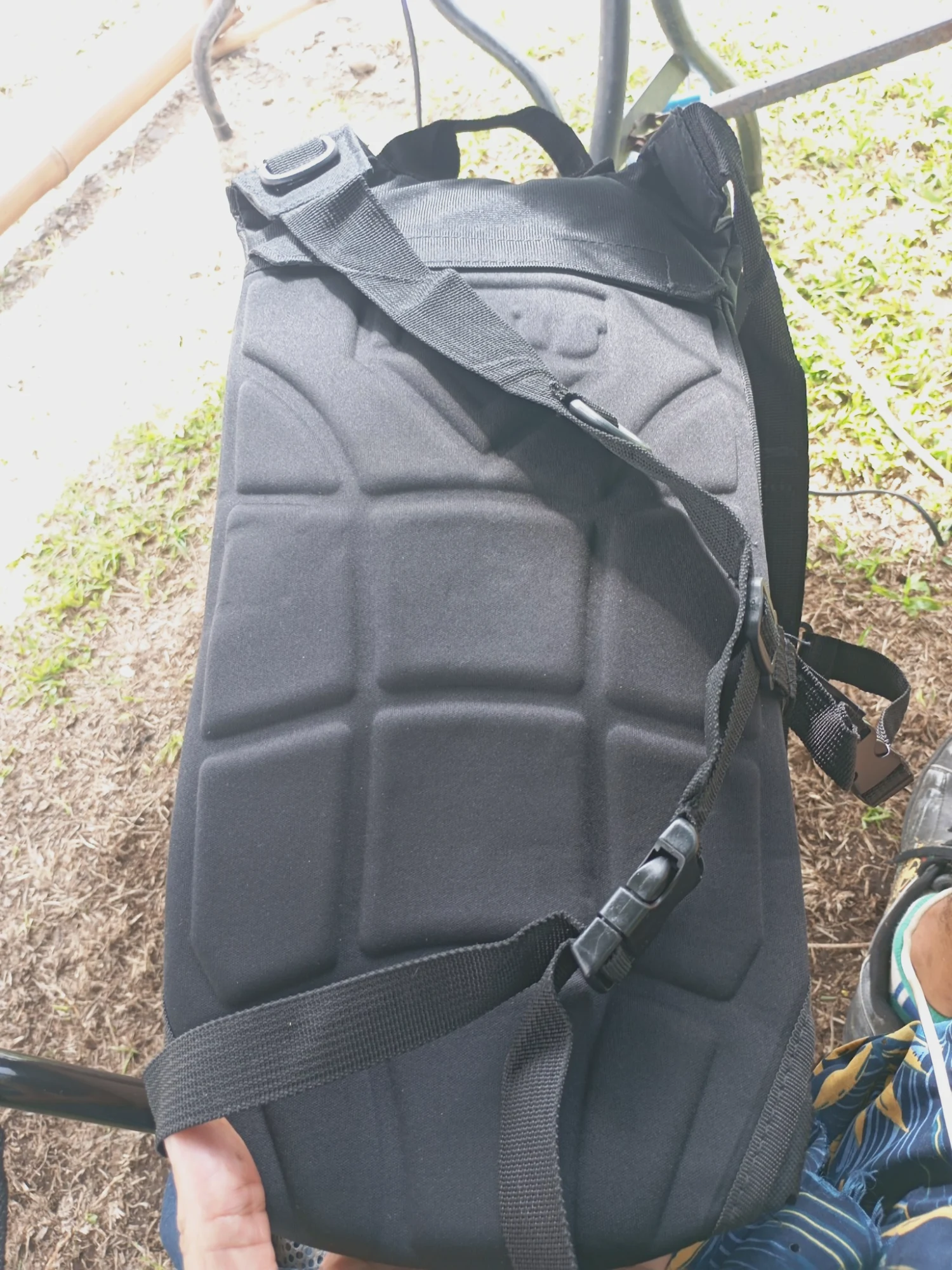 Sac hidratant 3 l 120€ chez decatlon 90€ chez rituel élégance