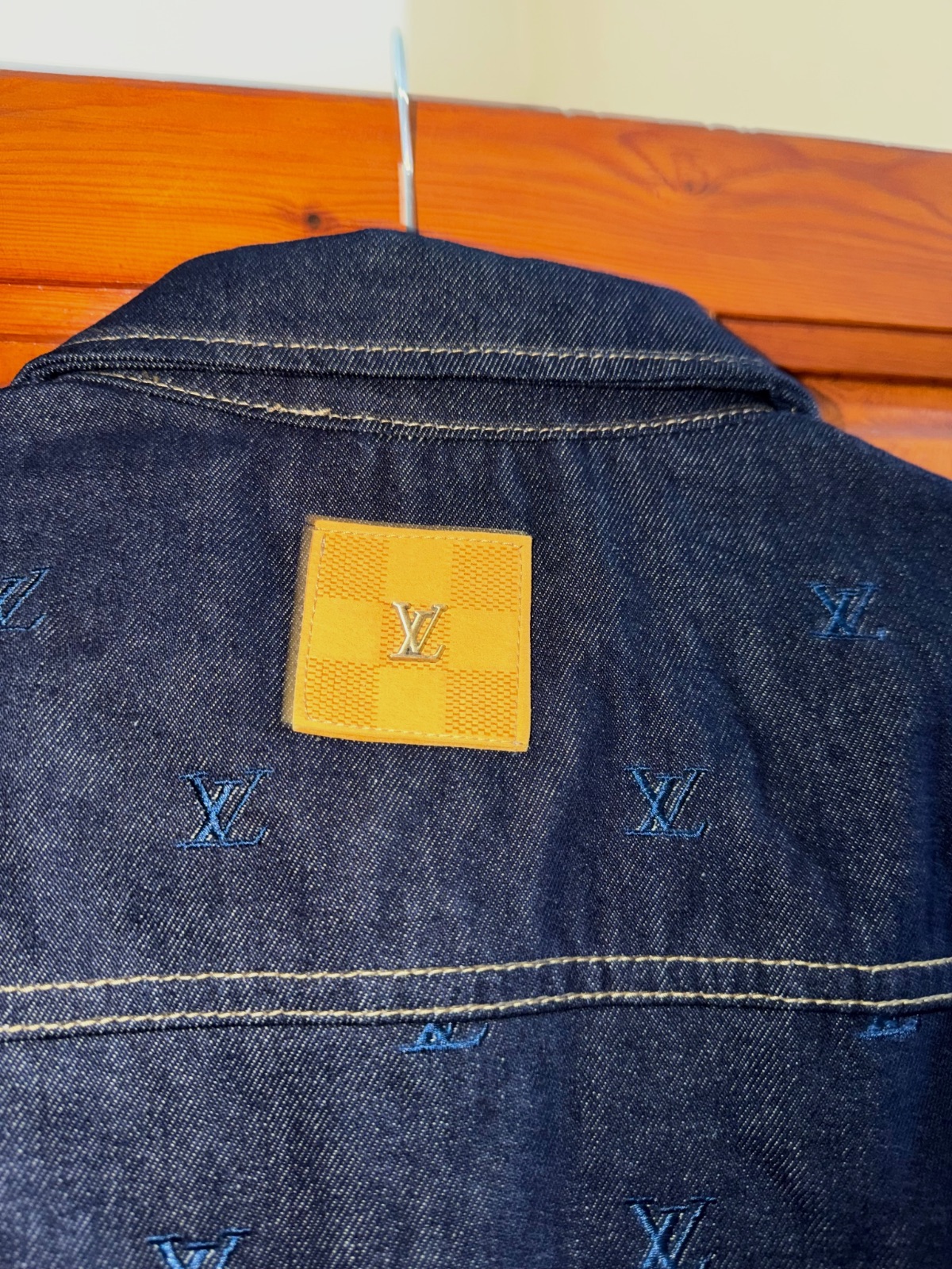 Veste en jean Louis Vuitton bleu marine – Louis Vuitton – taille S 4