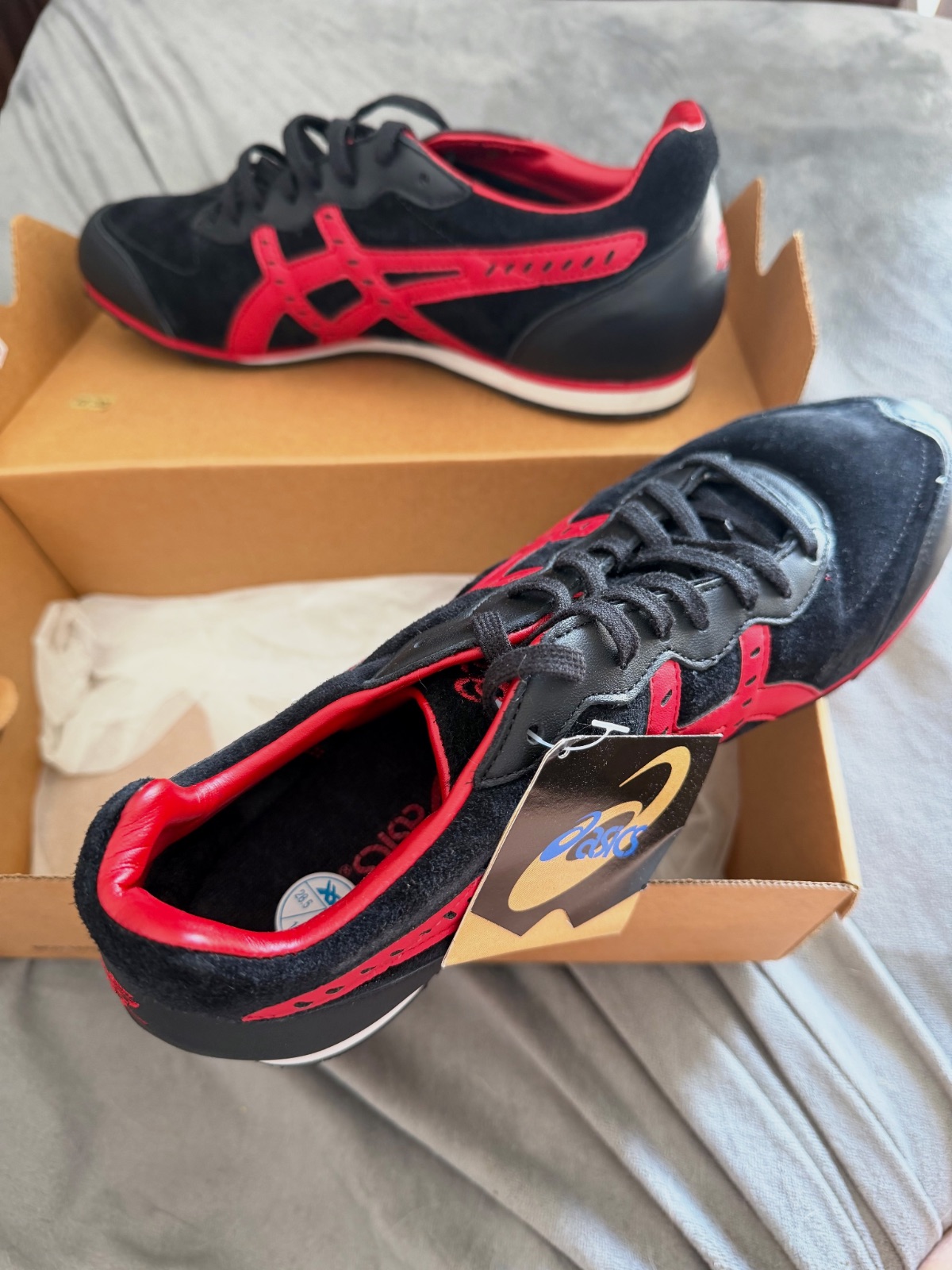 Baskets Asics Hyper Paw RV taille 44 – Asics – taille EU 44 2
