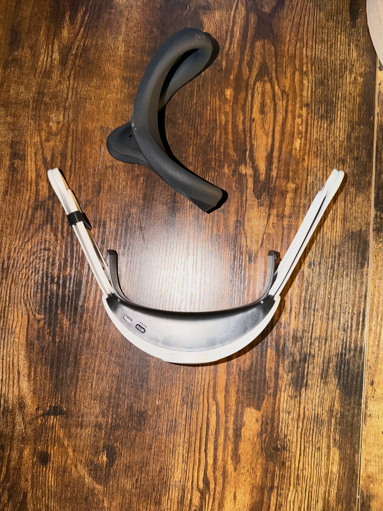 Sangle de maintien rigide pour casque VR
