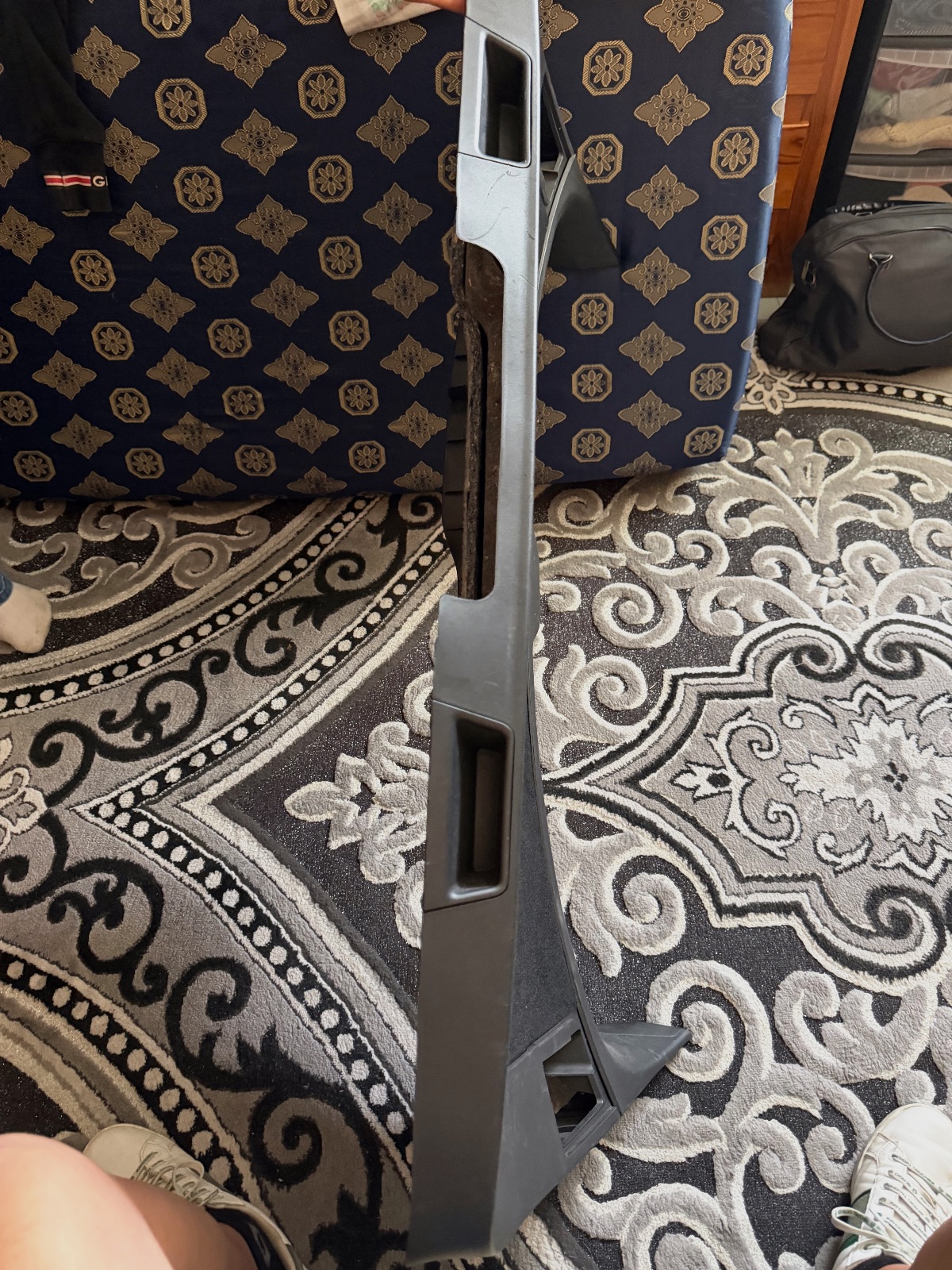 Plage arrière Citroën en plastique et moquette noire – Citroën 3