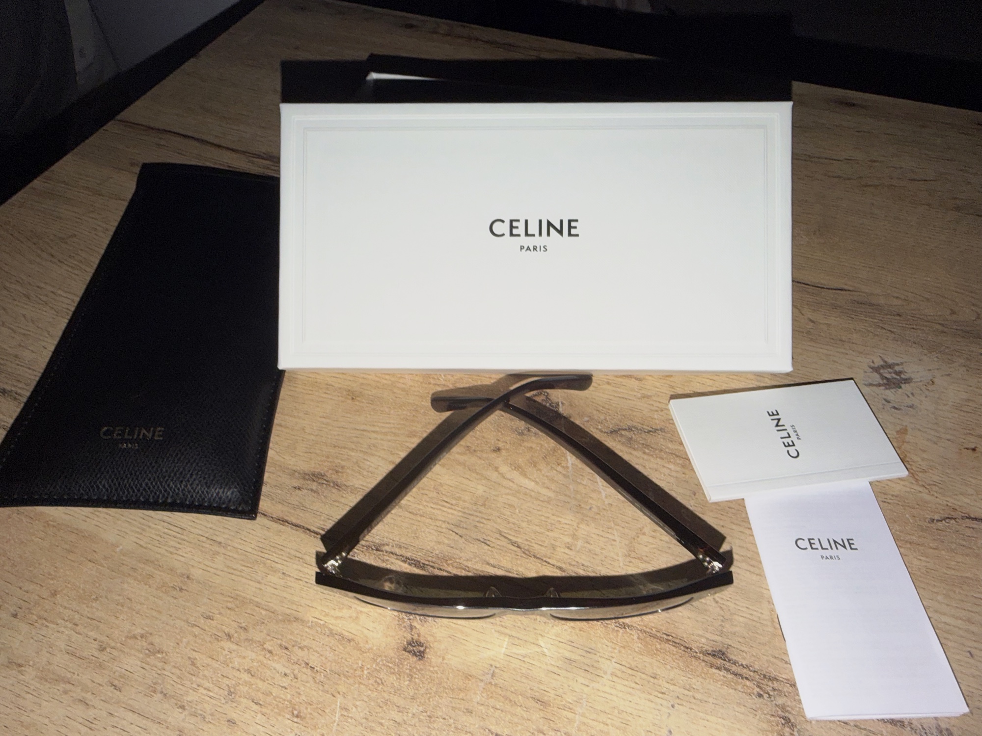 Lunettes de soleil Celine motif écaille