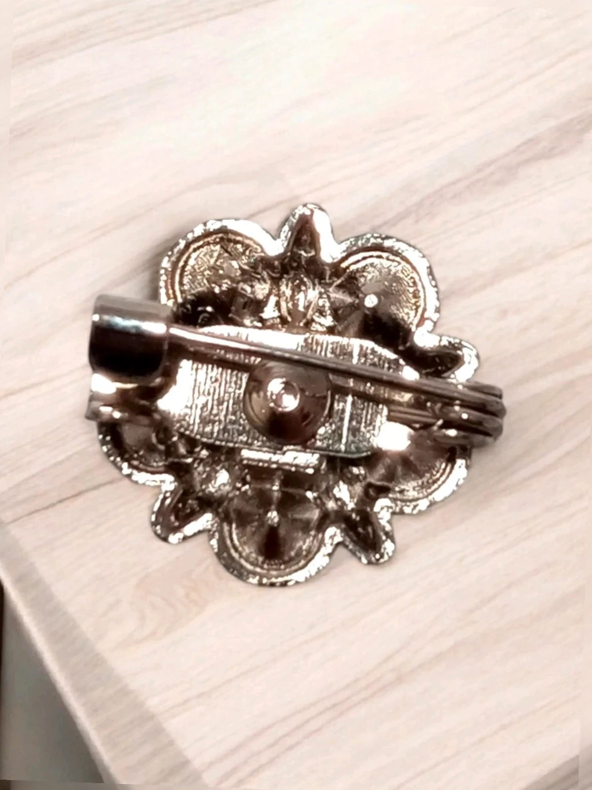 Elegante Broche de Flor Con Cristales Azul Cobalto y turquesa – Estilo Vintage 3