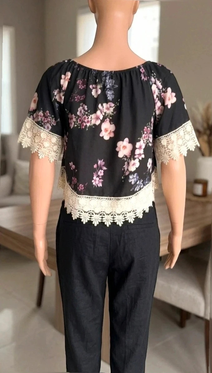 Top Floral Estilo Bardot con Detalles de Encaje (Talla S/M) – taille Taille unique 4